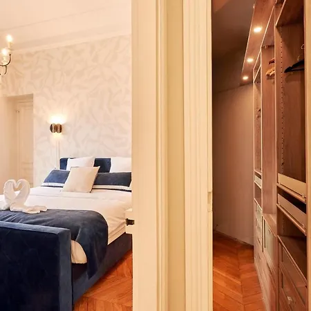 Spacious Flat - Champs Elysées Appartamento Parigi