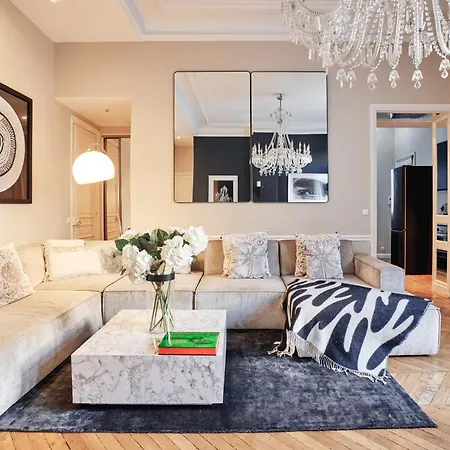 Spacious Flat - Champs Elysées Appartamento Parigi