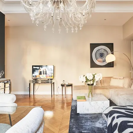 Spacious Flat - Champs Elysées * Parigi