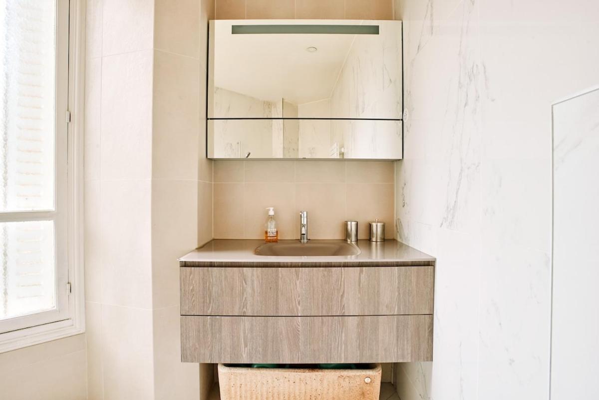 Spacious Flat - Champs Elysees Appartamento *