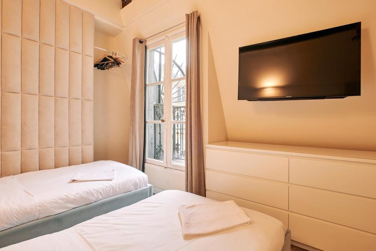 Appartamento Spacious Flat - Champs Elysees Parigi