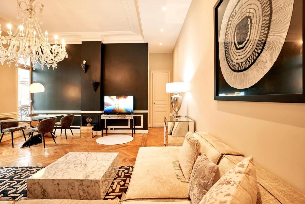 Spacious Flat - Champs Elysees *