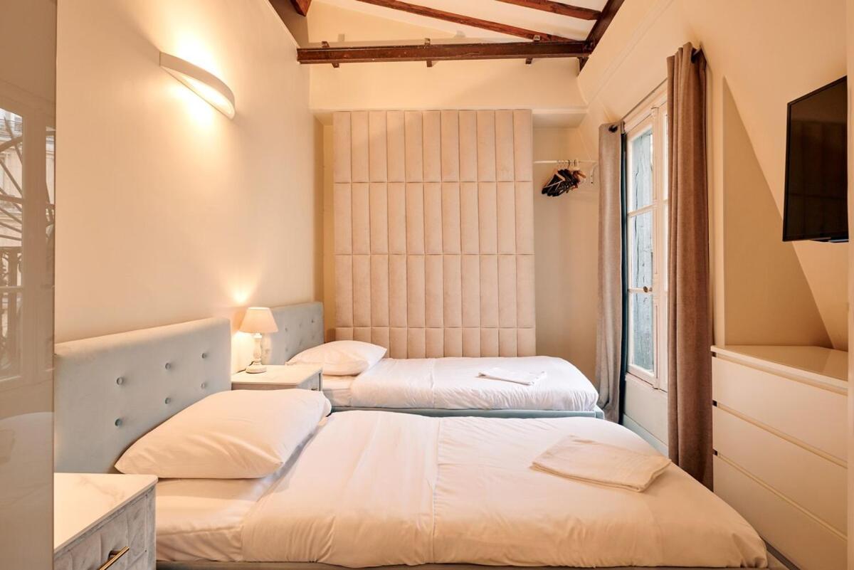 Spacious Flat - Champs Elysees * Parigi